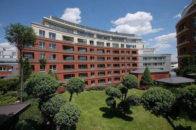 Schalldämmung des Restaurants "San Stefano Plaza"