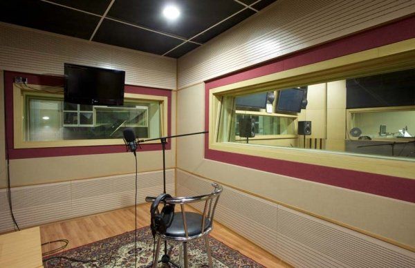 Dolly Media Studio - Schalldämmung und Akustikoptimierung