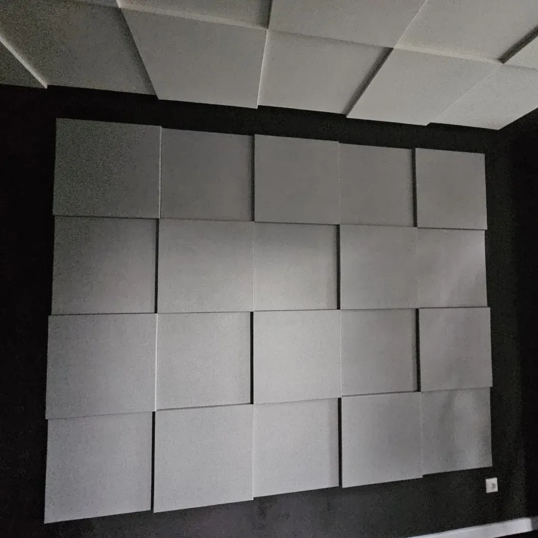Home-Podcast und Musikstudio mit Echo Wall Akustikpaneelen