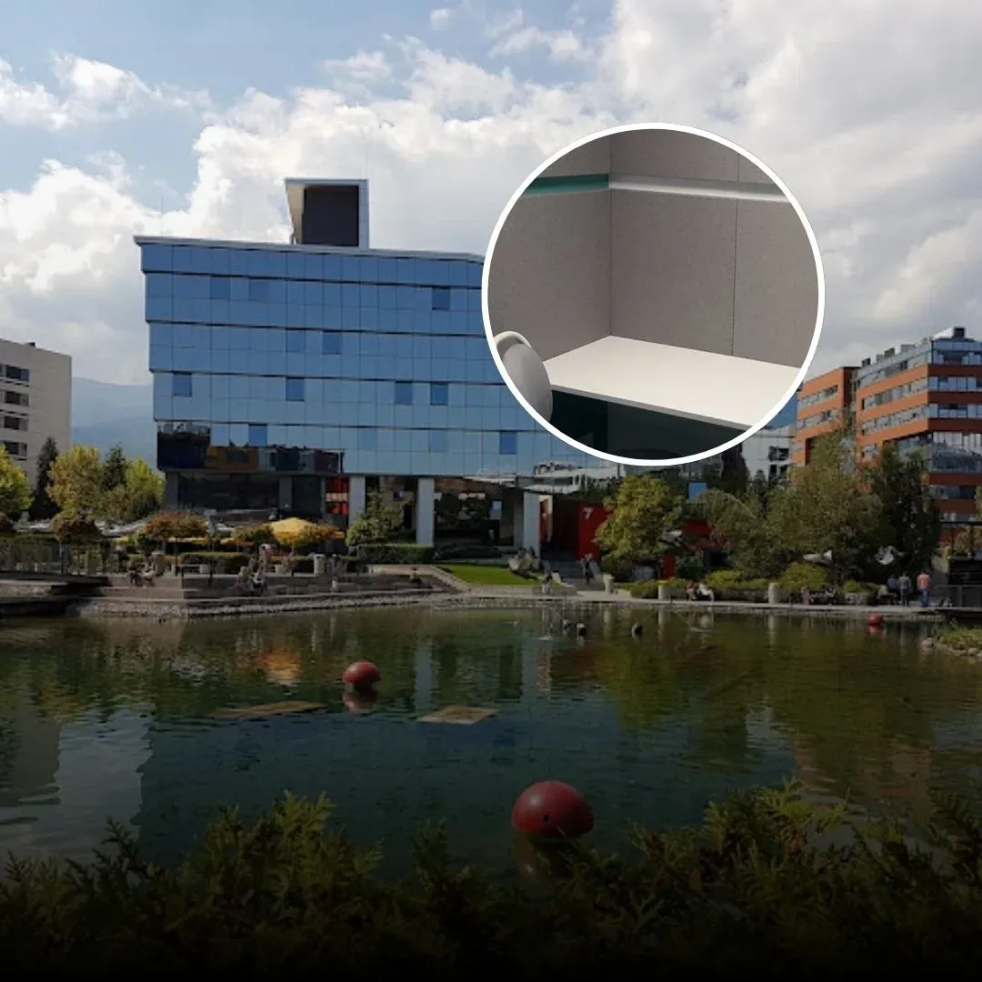 Akustikplatten für Telefonzellen bei Adecco Bulgaria installiert