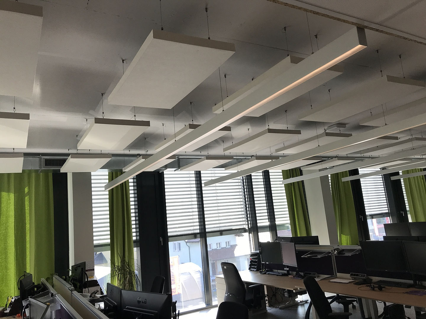 Akustische Verbesserung im Büro Welser-Profile