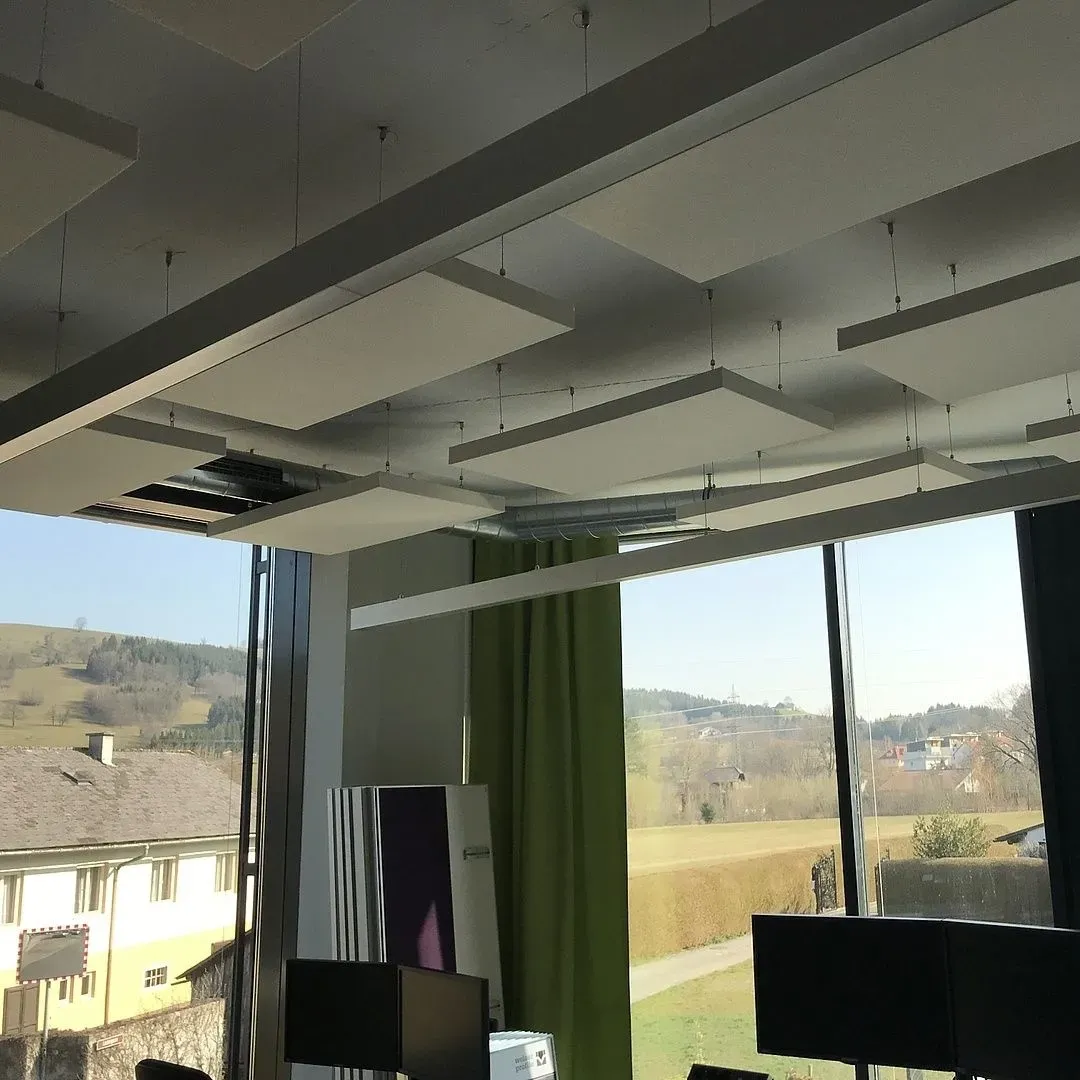 Akustische Verbesserung im Büro Welser-Profile 