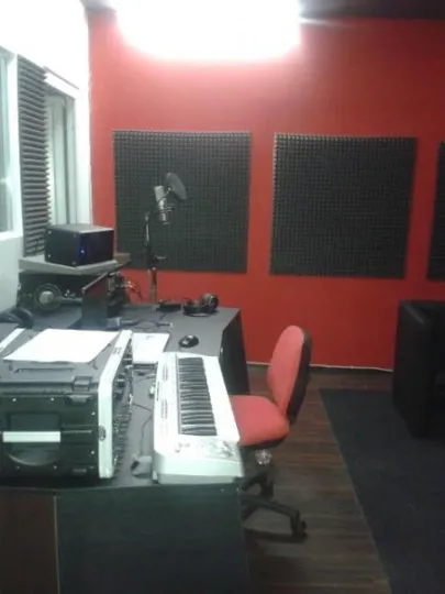 Akustische Behandlung für das Impact Studio in Mazedonien