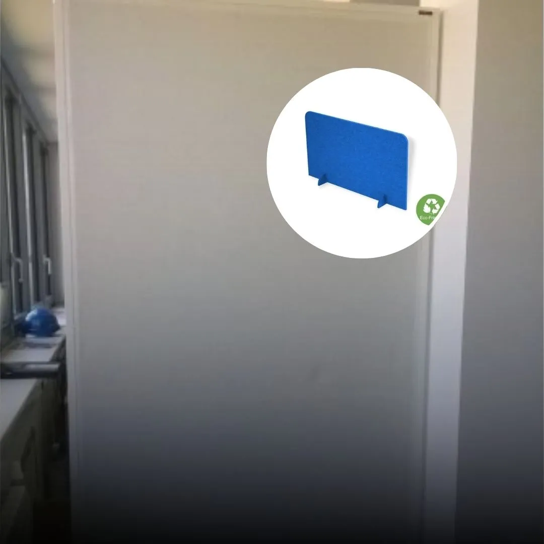 Akustischer Schirm in einem Büro mit Nachhall
