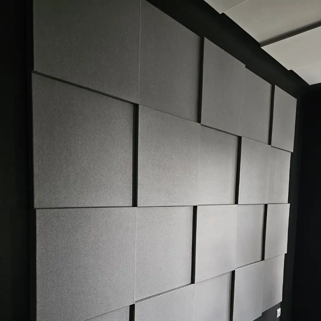 Home-Podcast und Musikstudio mit Echo Wall Akustikpaneelen