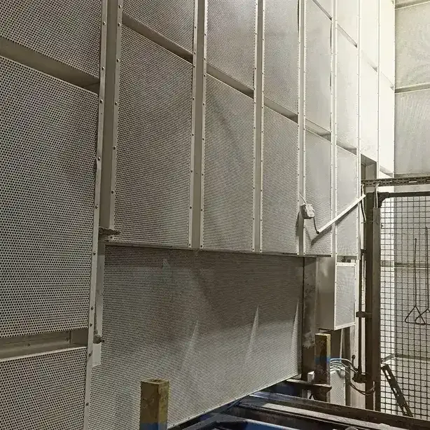 Zweistufige Schalldämmung für Betonpressen in Tschechien