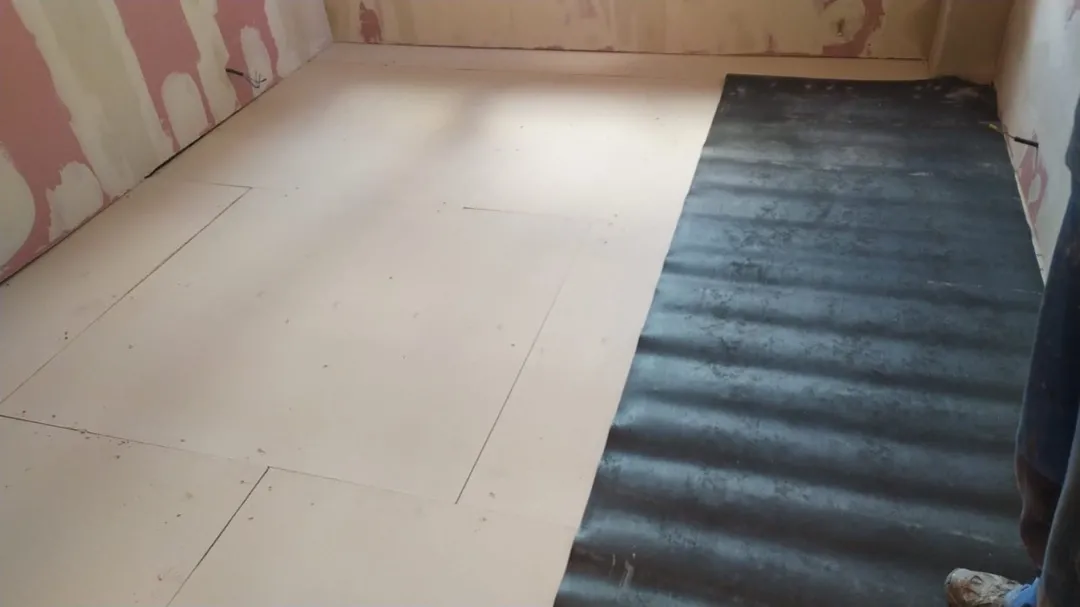 Komplette Schalldämmung für eine Wohnung in Bukarest