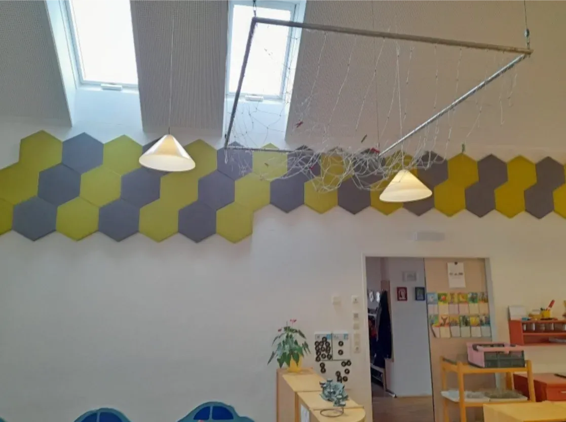 Verbesserte Akustik im Kindergarten Auffen, Österreich