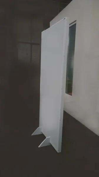 Akustischer Schirm in einem Büro mit Nachhall
