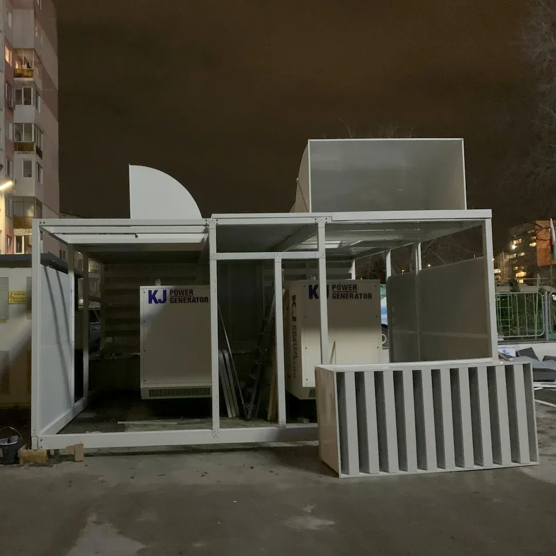 Schalldämmung von Dieselgeneratoren für eine Bankfiliale in Varna