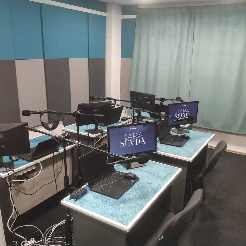 Akustische Behandlung für Voice-Over-Studio in Sofia