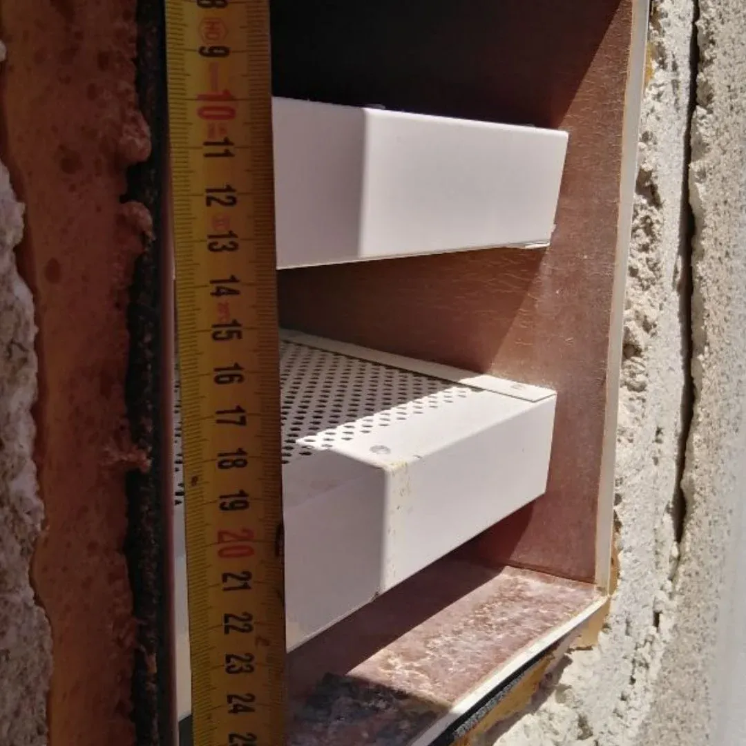 Kompakte Schallschutzlösung für Luftwärmepumpe in einer Wohnung